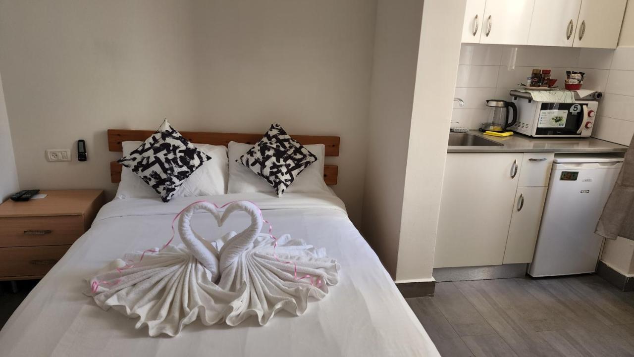 Aparthotel David Hameleh House Netanja Exteriér fotografie