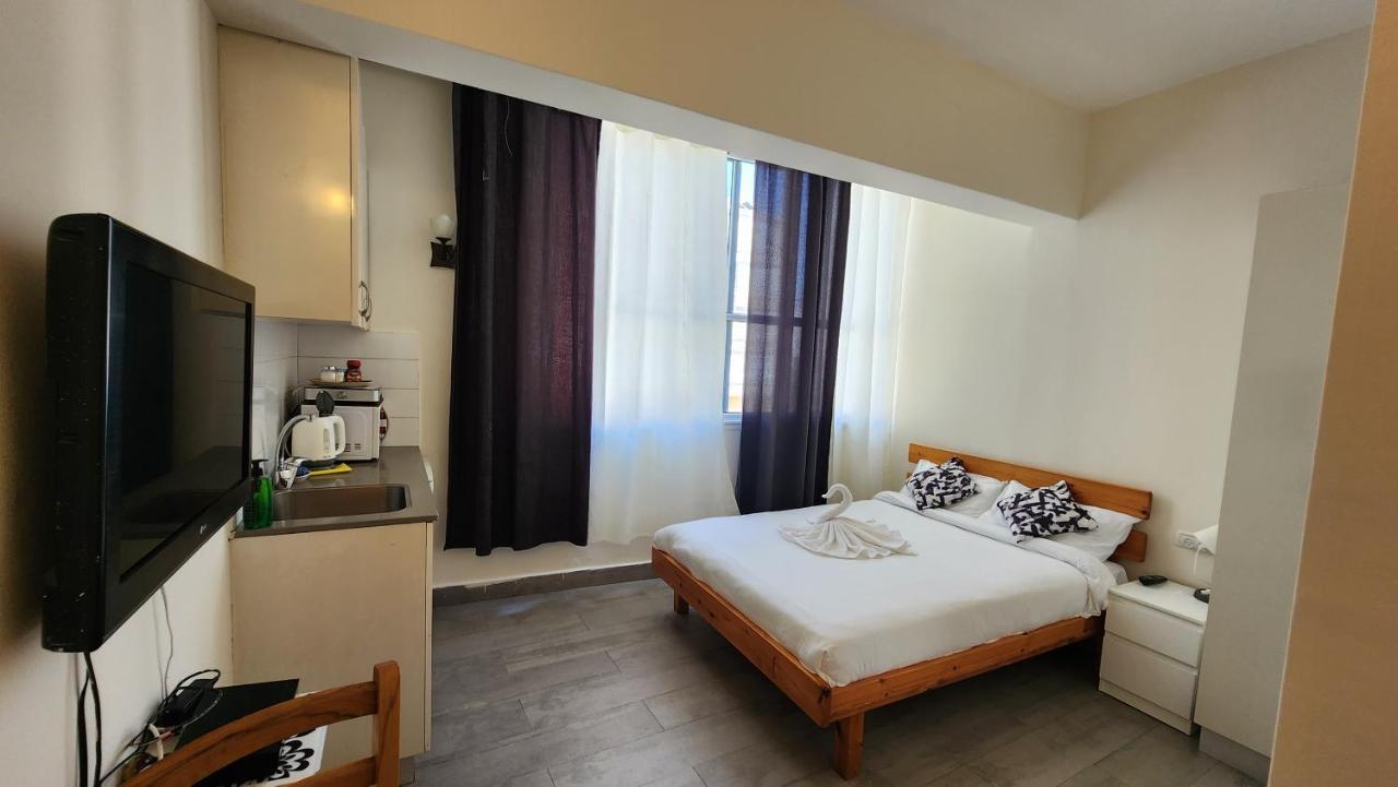 Aparthotel David Hameleh House Netanja Exteriér fotografie