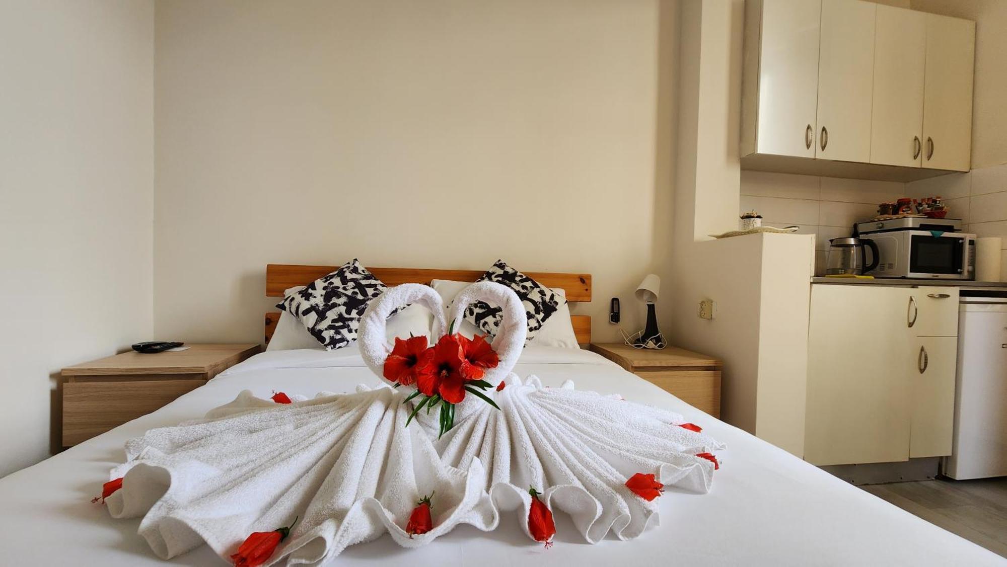 Aparthotel David Hameleh House Netanja Pokoj fotografie