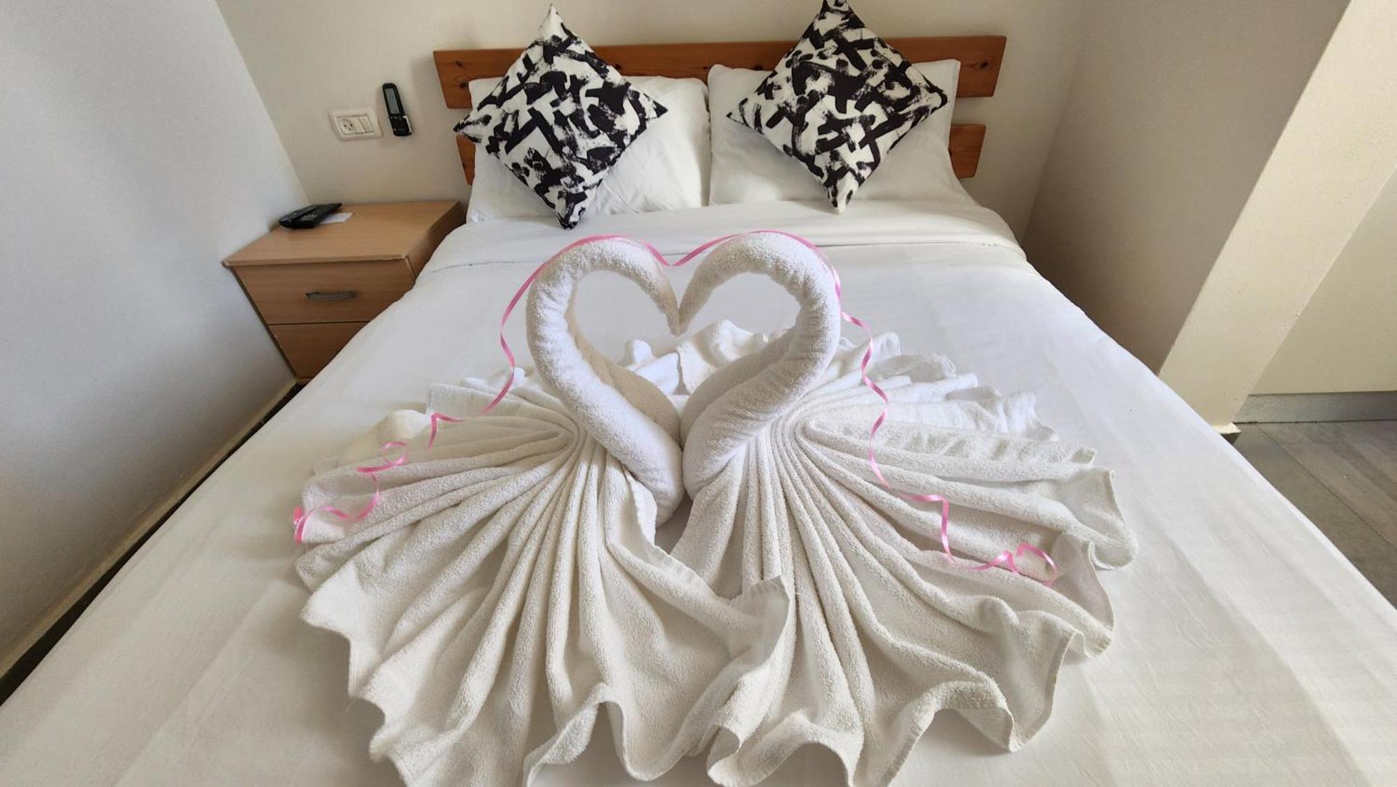 Aparthotel David Hameleh House Netanja Pokoj fotografie