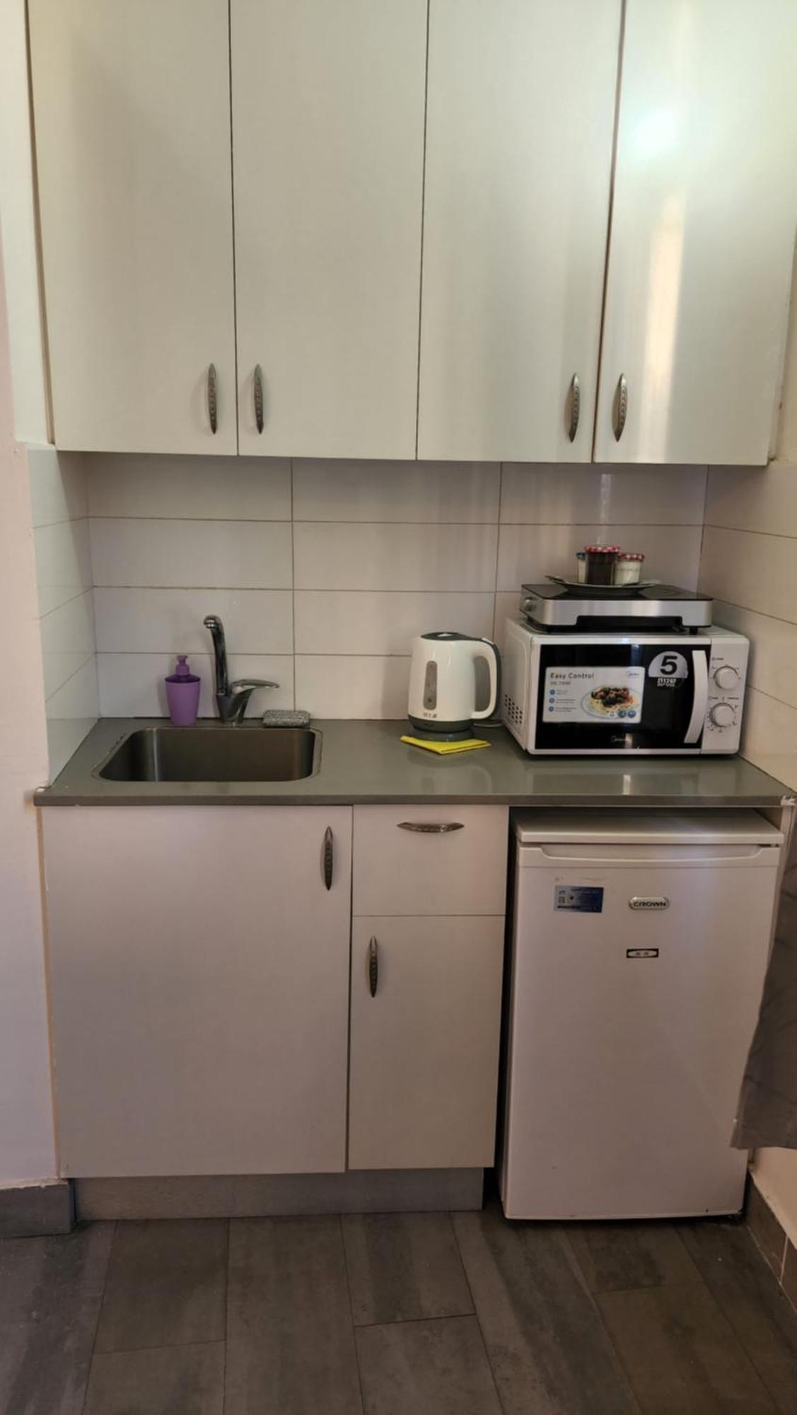 Aparthotel David Hameleh House Netanja Pokoj fotografie